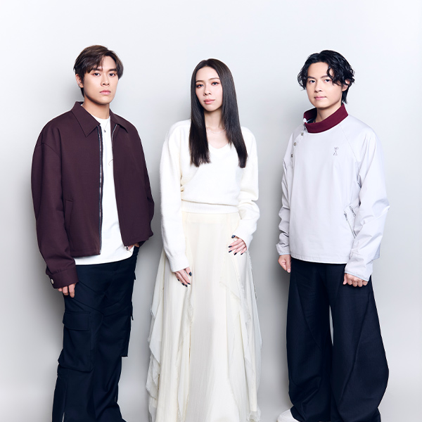 ACCUSEFIVE 告五人