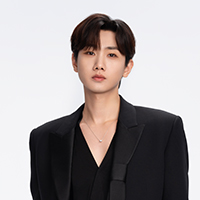 SILENCE WANG (汪苏泷)