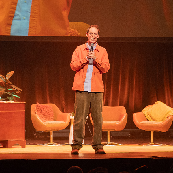 Guy Montgomery's Guy-Mont Spelling Bee Live!